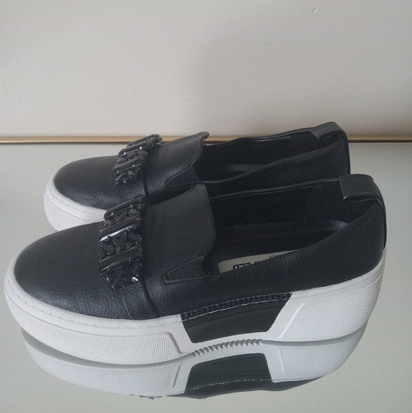 Karl Lagerfeld ParisLamirra Embellished Platform Sneakers Size 7 - Picture 3 of 12